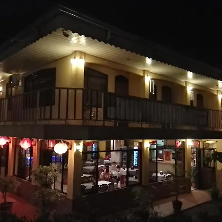 Hotel Pura Vida